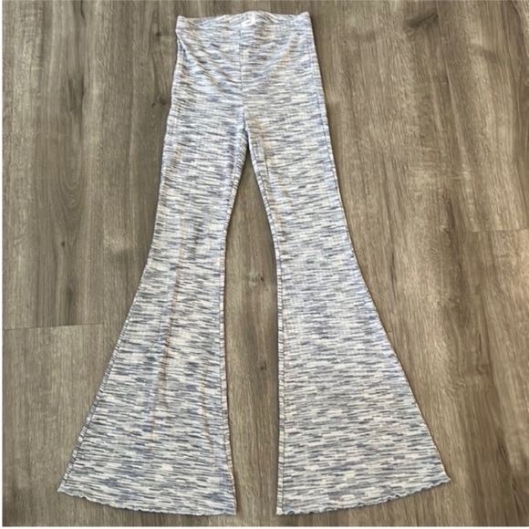 ❤️🔥Firm Price❤️🔥AERIE flare pants - Picture 2 of 7